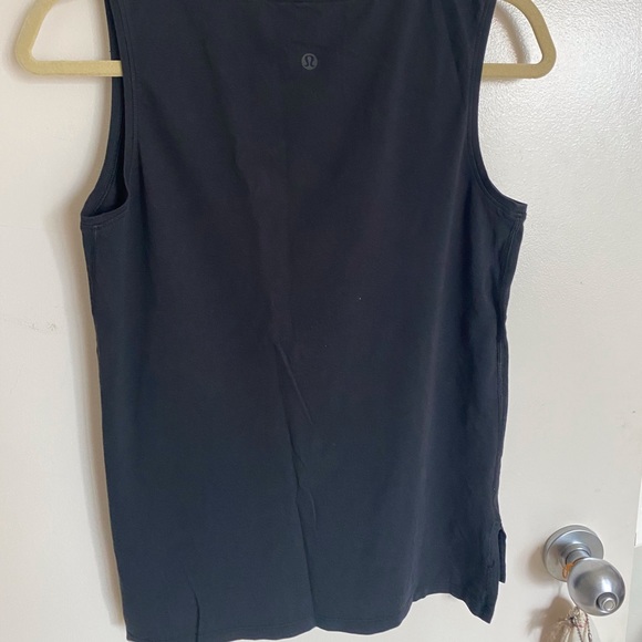 Lululemon Black Workout Tank - Picture 3 of 3